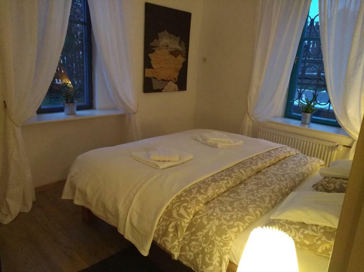 Apartmány Ruprechtov Hroznetin Exterior foto
